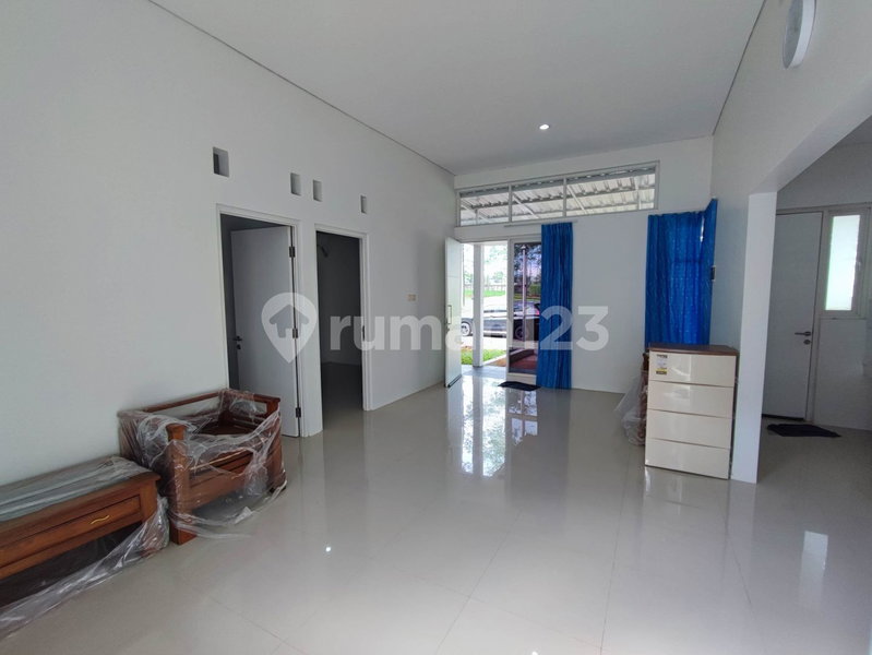 House for rent in Tangerang, Indonesia · Sukasari · 2 rooms, 1 bath