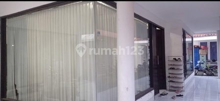 House for rent in North Jakarta, Indonesia · Penjaringan · 3 rooms, 3 baths