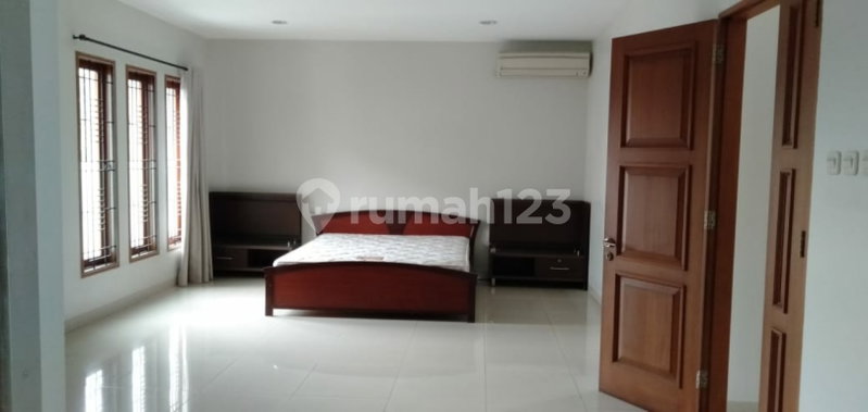 House for rent in Tangerang, Indonesia · Sukasari · 4 rooms, 4 baths