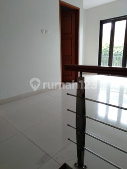 House for rent in Tangerang, Indonesia · Sukasari · 4 rooms, 4 baths