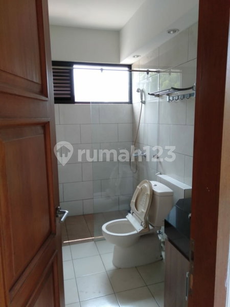 House for rent in Tangerang, Indonesia · Sukasari · 4 rooms, 4 baths