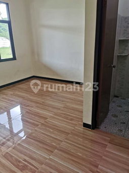 House for rent in Semarang, Indonesia · 5 rooms, 4 baths