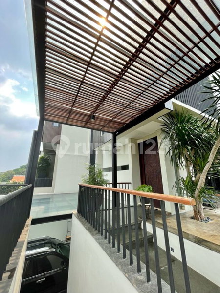 House for rent in South Jakarta, Indonesia · Kebayoran Lama · 3 rooms, 3 baths