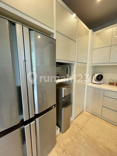 House for rent in South Jakarta, Indonesia · Kebayoran Lama · 3 rooms, 3 baths