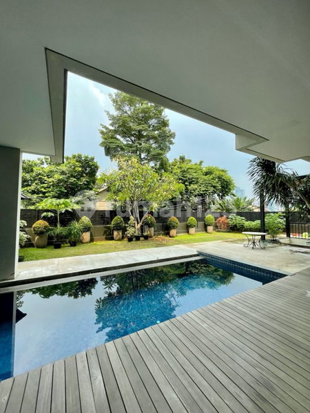 House for rent in South Jakarta, Indonesia · Kebayoran Lama · 3 rooms, 3 baths