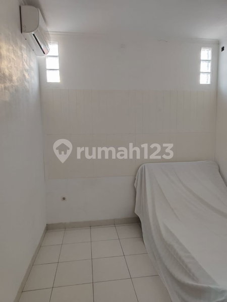 House for rent in Bandung, Indonesia · 5 rooms, 3 baths