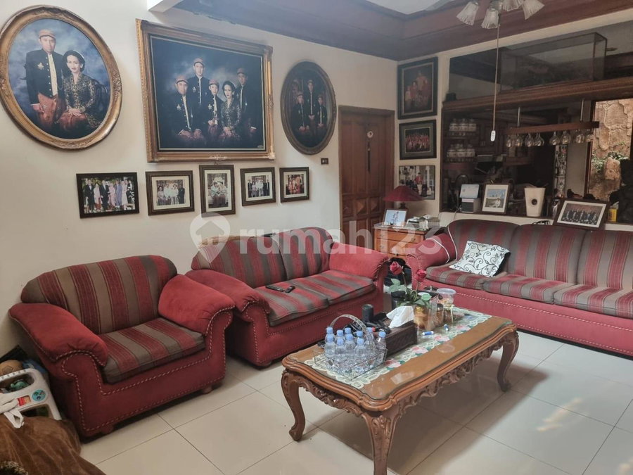 House for rent in Denpasar, Indonesia · 5 rooms, 3 baths