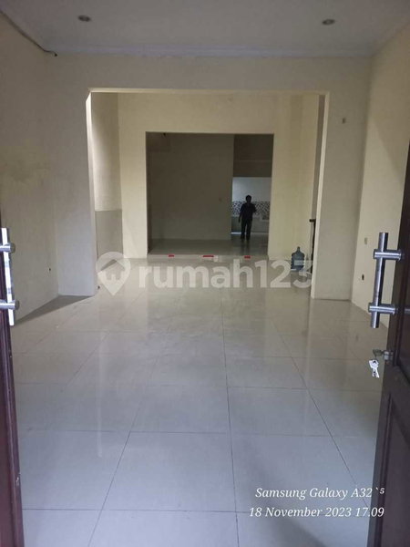House for rent in Denpasar, Indonesia · 6 rooms, 4 baths