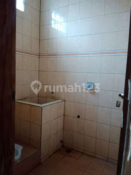 House for rent in Bandung, Indonesia · 6 rooms, 5 baths