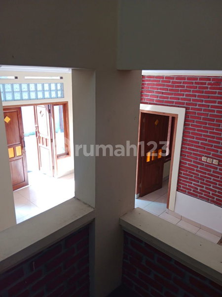 House for rent in Bandung, Indonesia · 6 rooms, 5 baths