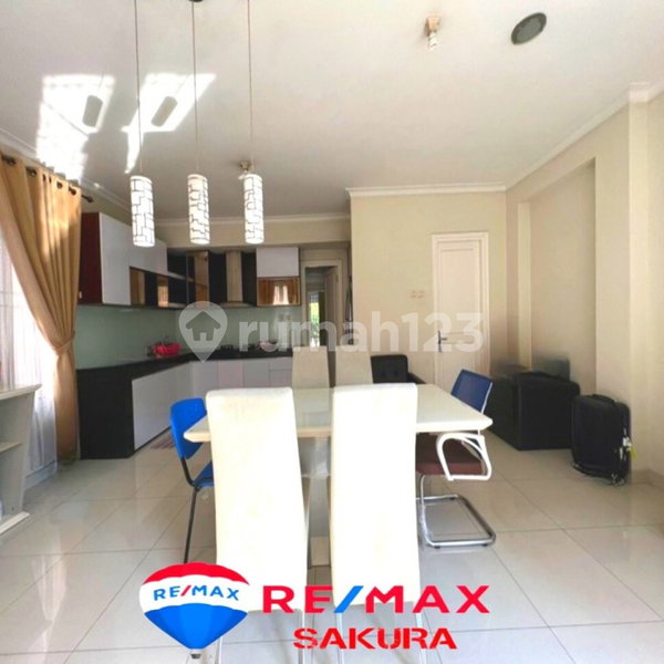 House for rent in Bandung, Indonesia · 4 rooms, 4 baths