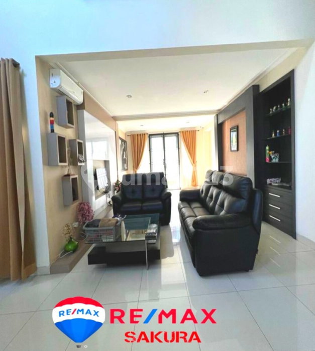 House for rent in Bandung, Indonesia · 4 rooms, 4 baths