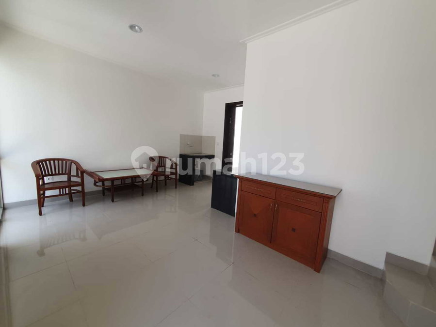 House for rent in Jakarta, Indonesia · Tebet · 1 room, 1 bath