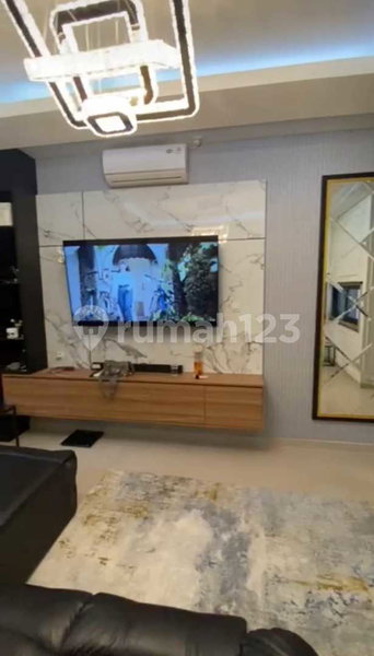 House for rent in Tangerang, Indonesia · Riding · 2 rooms, 2 baths