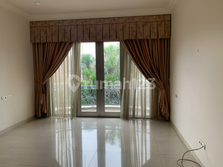 House for rent in Malang, Indonesia · 5 rooms, 5 baths
