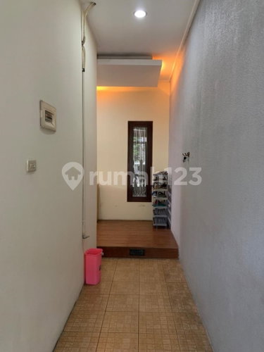 House for rent in Bandung, Indonesia · 3 rooms, 2 baths