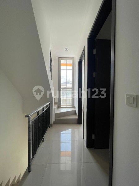 House for rent in Bandung, Indonesia · 3 rooms, 3 baths