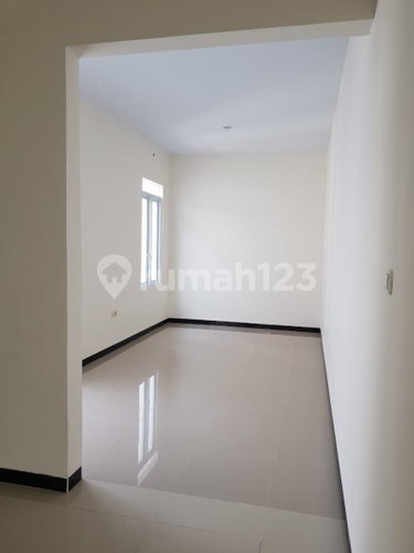 House for rent in Bandung, Indonesia · 2 rooms, 1 bath