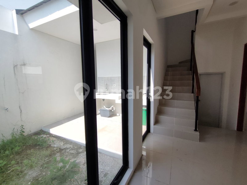 House for rent in Bandung, Indonesia · 3 rooms, 2 baths