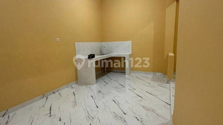 House for rent in Depok, Indonesia · Jagakarsa · 2 rooms, 1 bath