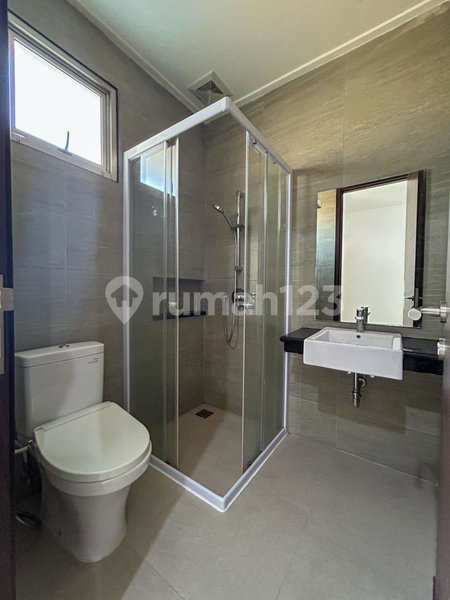 House for rent in Depok, Indonesia · Jagakarsa · 3 rooms, 3 baths