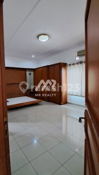 House for rent in Depok, Indonesia · Jagakarsa · 3 rooms, 3 baths