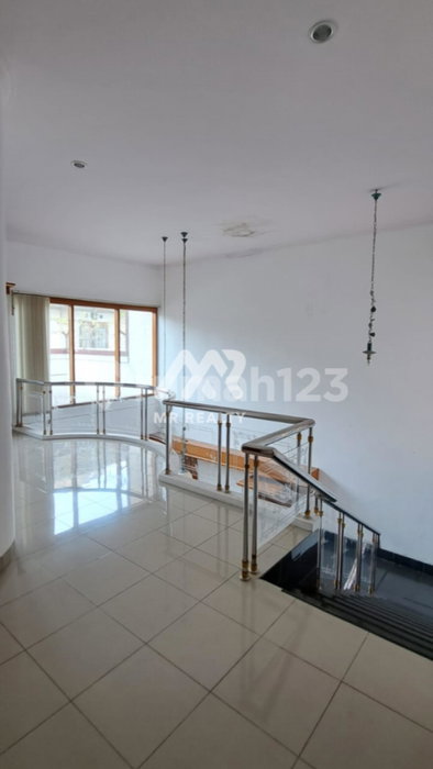 House for rent in Depok, Indonesia · Jagakarsa · 3 rooms, 3 baths
