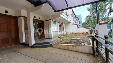 House for rent in Depok, Indonesia · Jagakarsa · 3 rooms, 3 baths