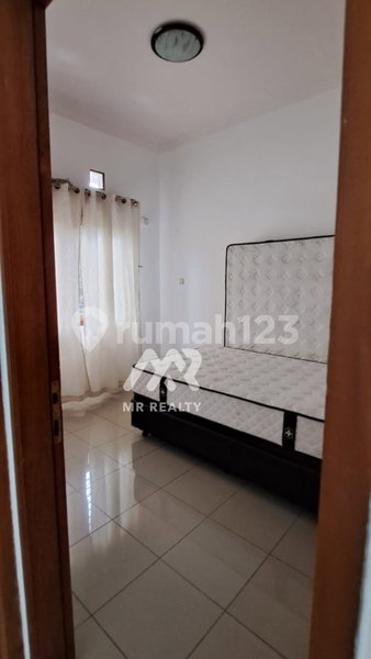 House for rent in Depok, Indonesia · Jagakarsa · 3 rooms, 3 baths