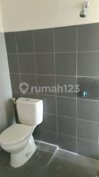 House for rent in Surabaya, Indonesia · 3 rooms, 2 baths