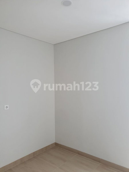 House for rent in Tangerang, Indonesia · Sukasari · 4 rooms, 4 baths