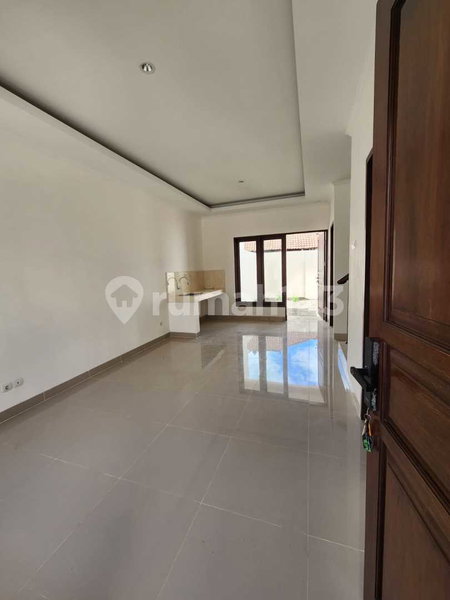 House for rent in Bandung, Indonesia · 3 rooms, 4 baths