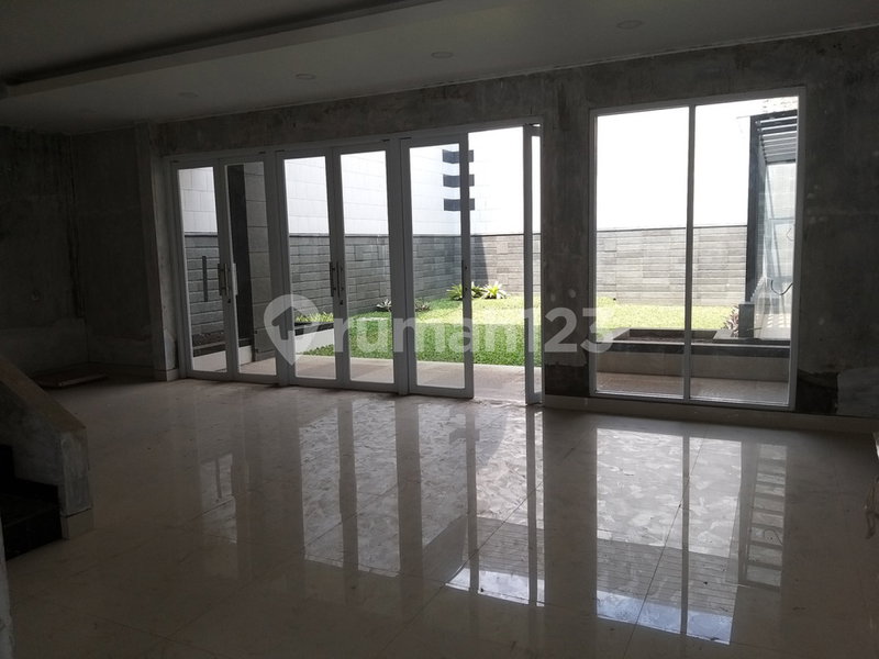House for rent in Sukoharjo, Indonesia · 6 rooms, 4 baths