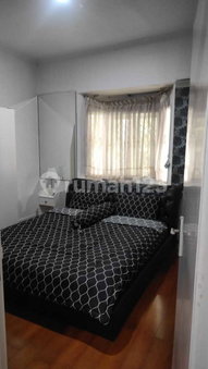 House for rent in Surabaya, Indonesia · 6 rooms, 4 baths