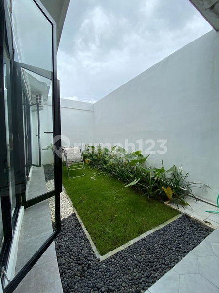 House for rent in Semarang, Indonesia · 3 rooms, 2 baths