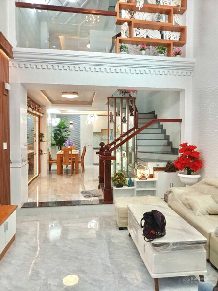 Apartment for rent in Ho Chi Minh City, Vietnam · Pham Van Chieu Street · 2 rooms, 2 baths