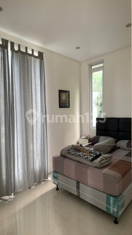 House for rent in Bandung, Indonesia · 4 rooms, 4 baths