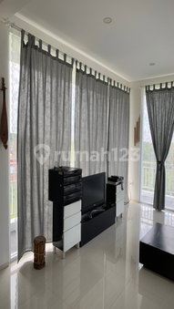 House for rent in Bandung, Indonesia · 4 rooms, 4 baths