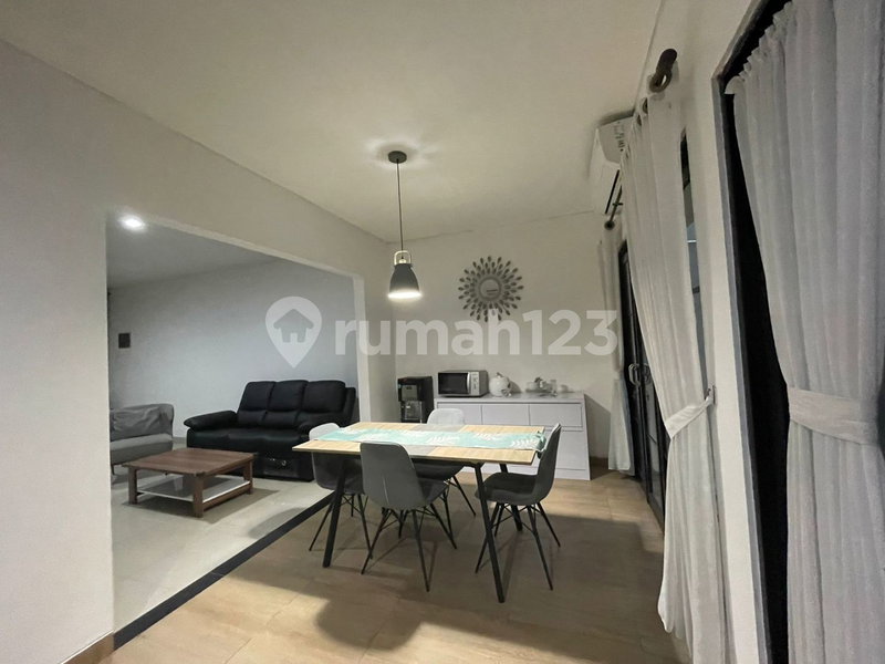 House for rent in Bandung, Indonesia · 4 rooms, 3 baths