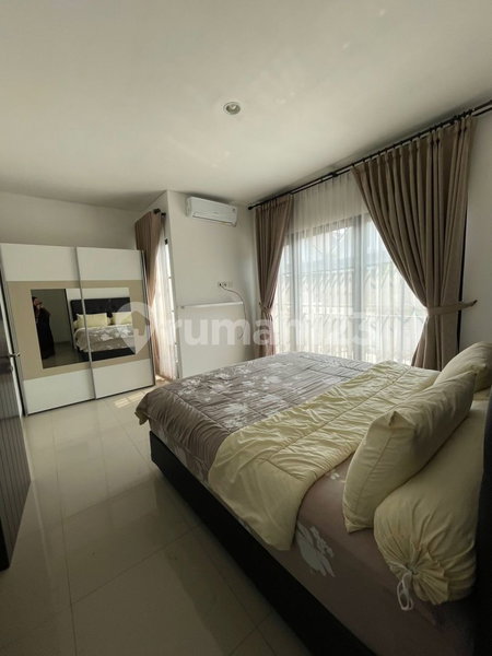House for rent in Bandung, Indonesia · 4 rooms, 3 baths