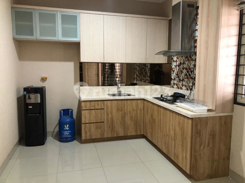 House for rent in Cikarang, Indonesia · 4 rooms, 3 baths
