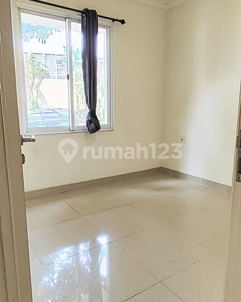 House for rent in Tangerang, Indonesia · Riding · 2 rooms, 2 baths