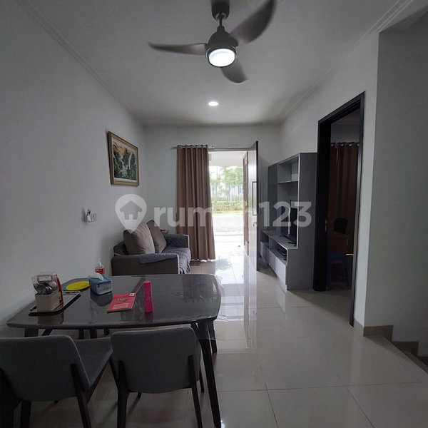 House for rent in North Jakarta, Indonesia · Penjaringan · 3 rooms, 3 baths