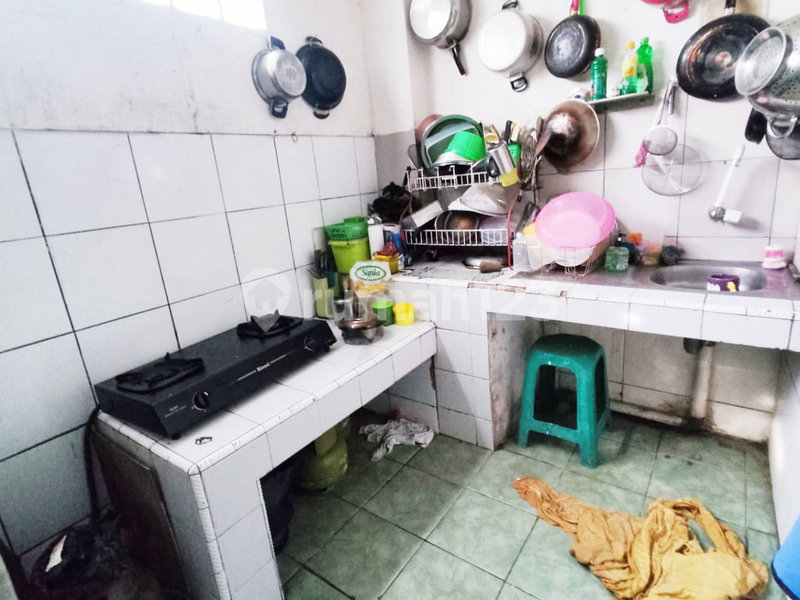 House for rent in Semarang, Indonesia · 4 rooms, 3 baths