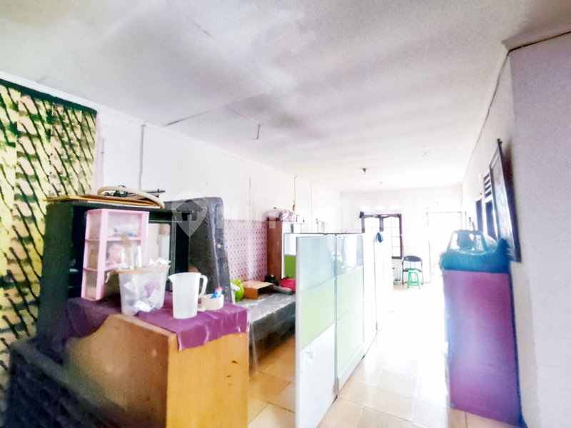 House for rent in Semarang, Indonesia · 4 rooms, 3 baths