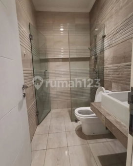 House for rent in Ciputat, Indonesia · Cengkareng · 4 rooms, 4 baths
