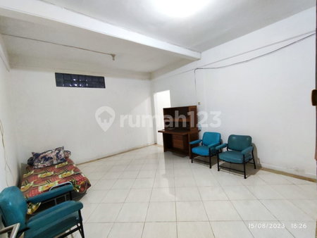 House for rent in Makassar, Indonesia · 8 rooms, 8 baths