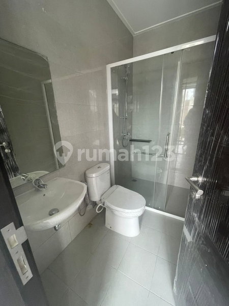 House for rent in North Jakarta, Indonesia · Penjaringan · 3 rooms, 2 baths