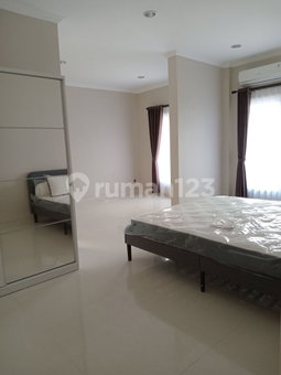 House for rent in Cikarang, Indonesia · 5 rooms, 7 baths