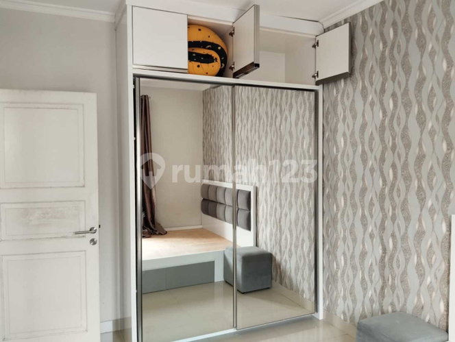 House for rent in Tangerang, Indonesia · Sukasari · 2 rooms, 2 baths